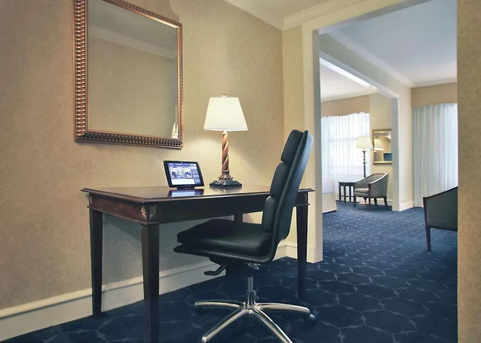 Hotel The Drake 4*