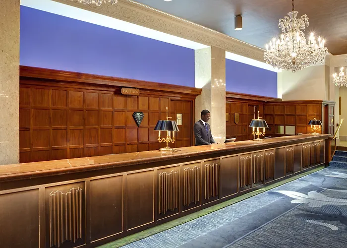 Hotel The Drake