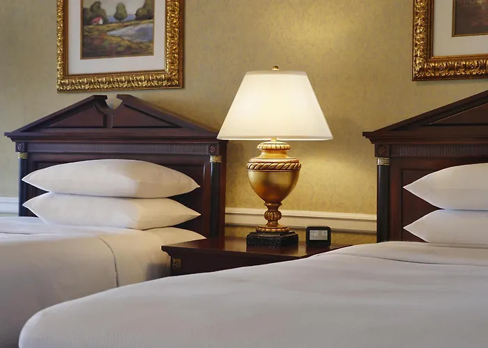 The Drake Hotel 4*