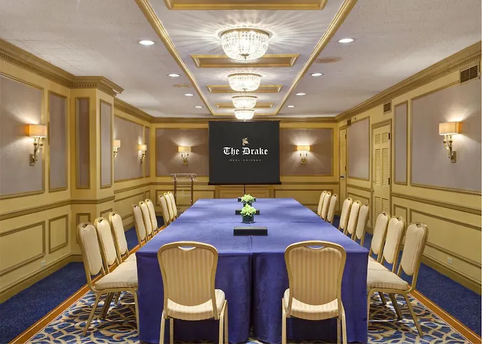 The Drake Hotel 4*